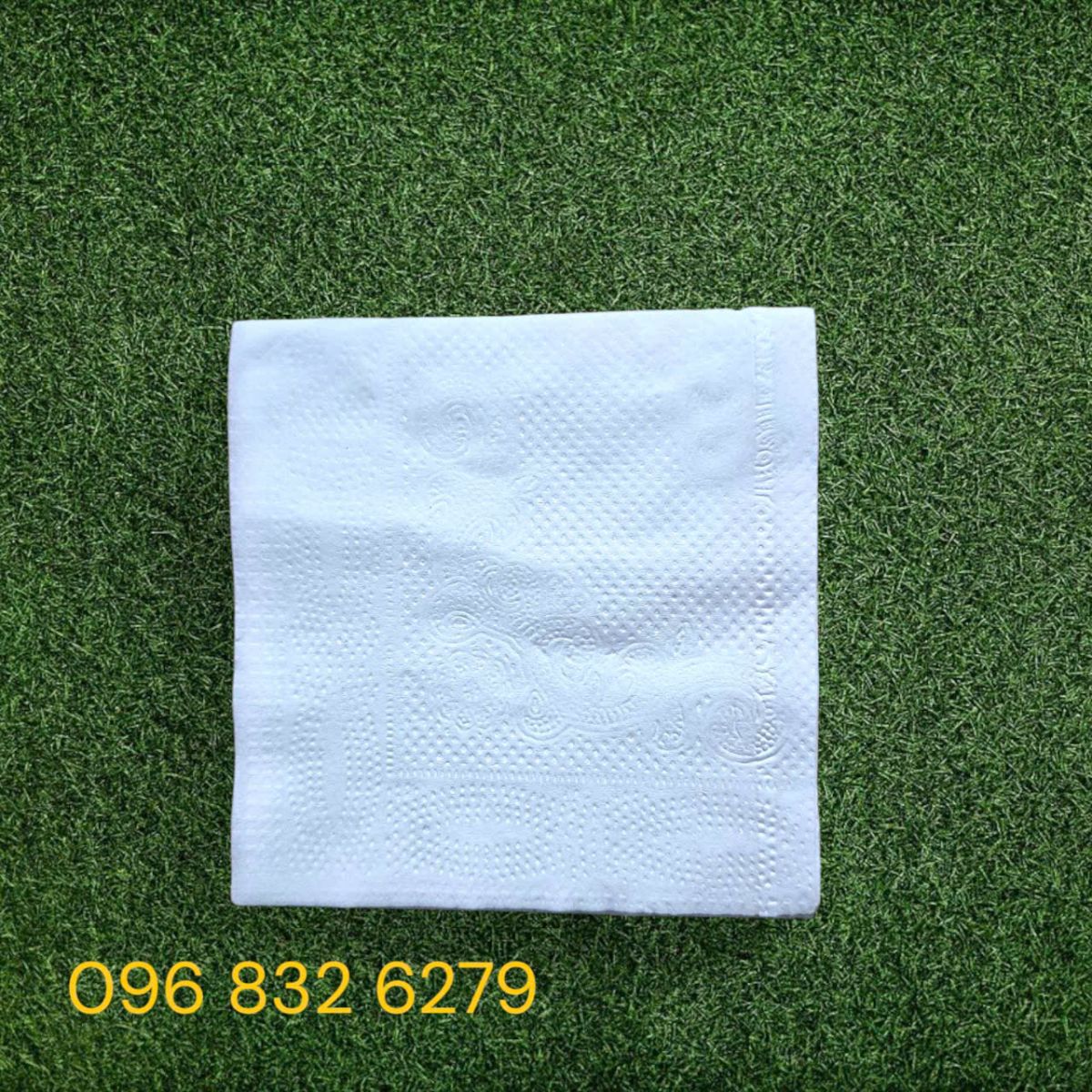 KHĂN GIẤY ĂN GẬP VUÔNG 16 X 16 CM